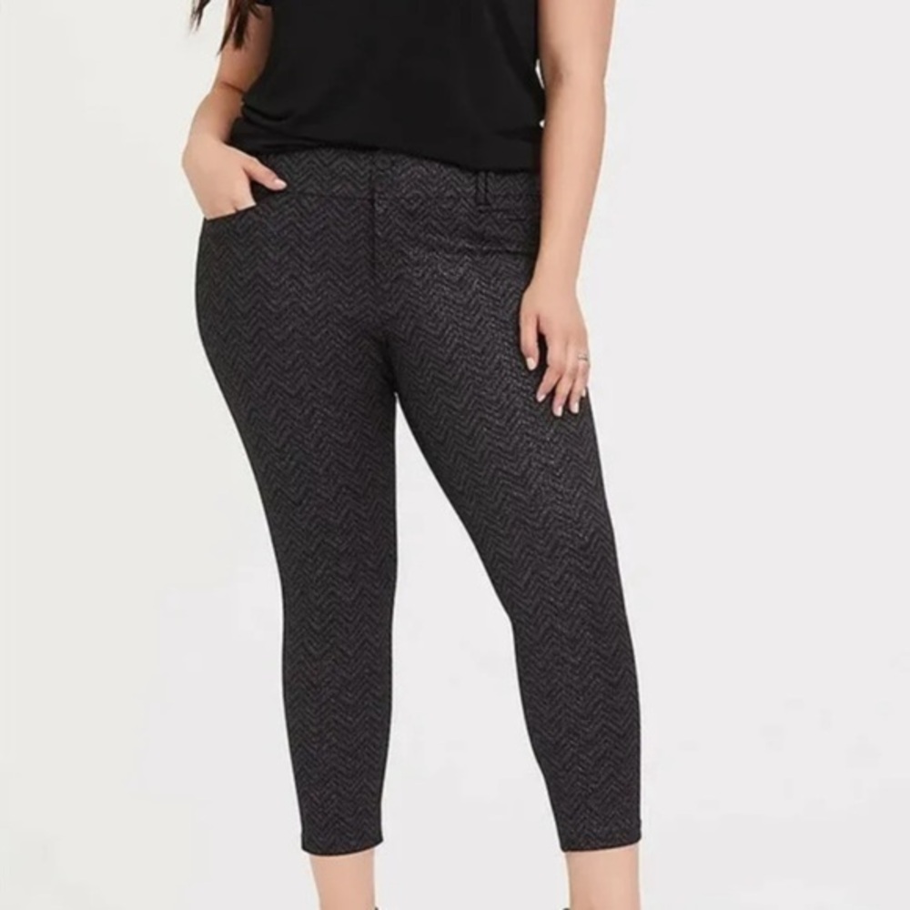 Studio Signature Premium Ponte Stretch Ankle Skinny Pant - Grey Chevron Sparkle